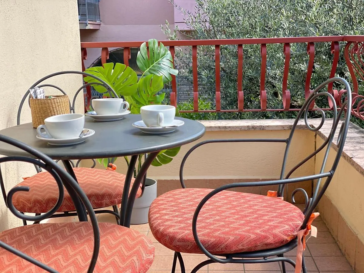 Jolly Apartments Sirmione 0*,  Italien