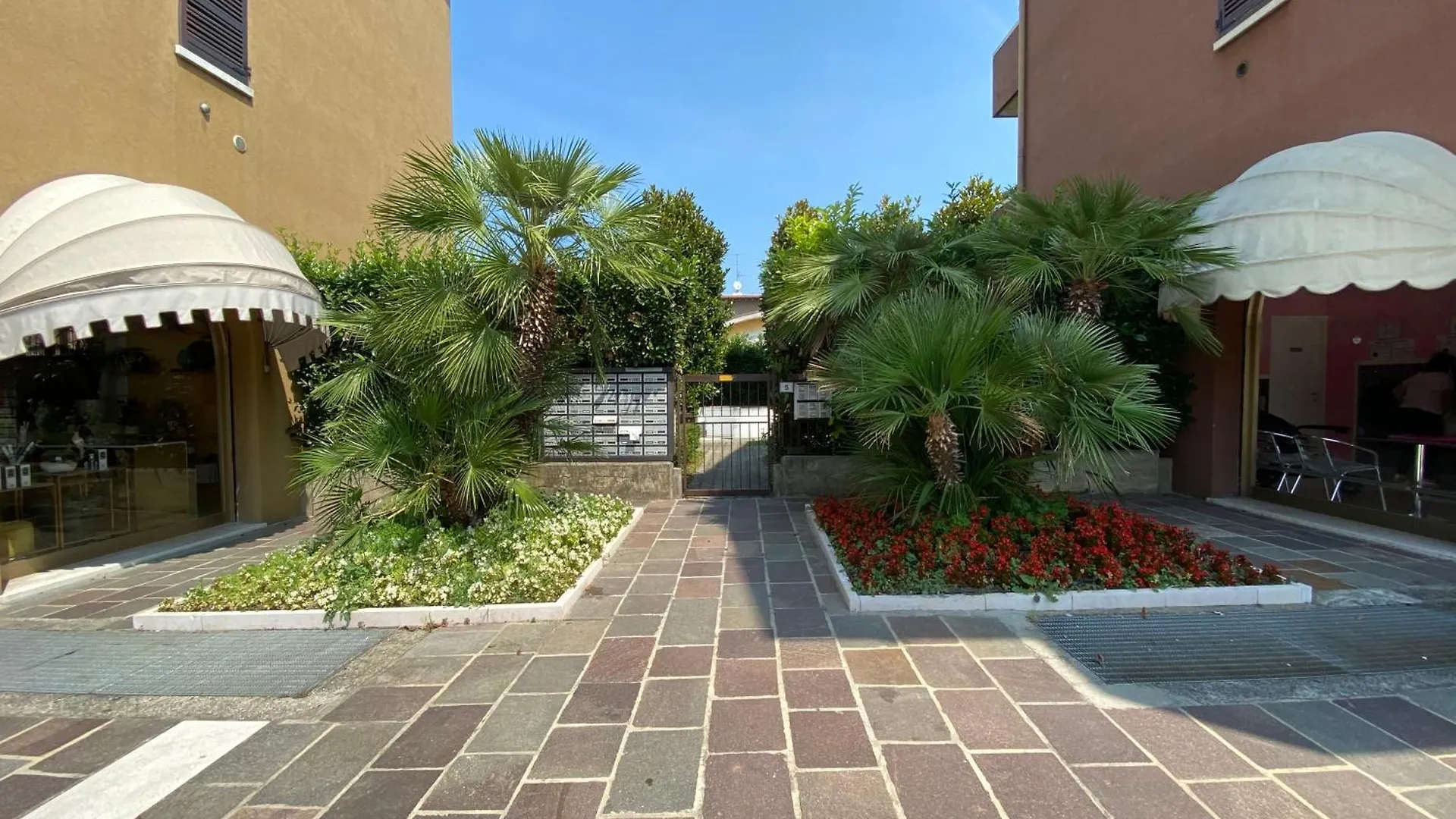 Jolly Apartments Sirmione