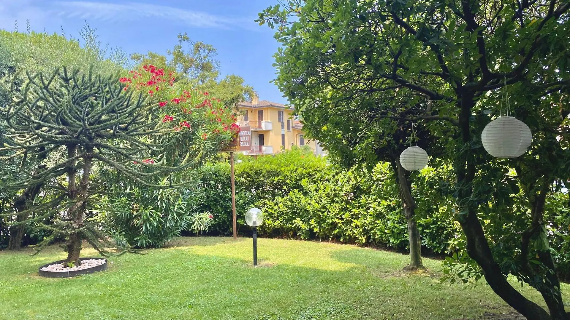 Jolly Apartments Sirmione Italien