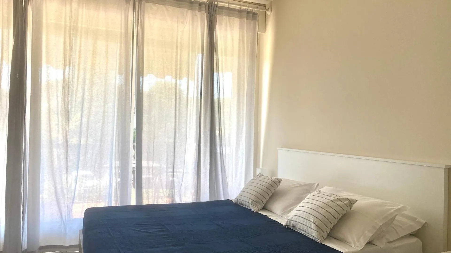 Jolly Apartments Sirmione